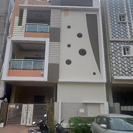 Sri Govinda Nilayam Home Stay 1 Visakhapatnam Exterior foto