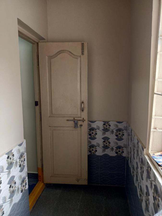 Sri Govinda Nilayam Home Stay 1 Visakhapatnam Exterior foto