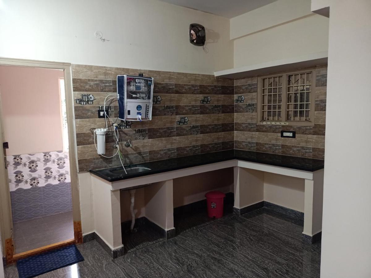 Sri Govinda Nilayam Home Stay 1 Visakhapatnam Exterior foto